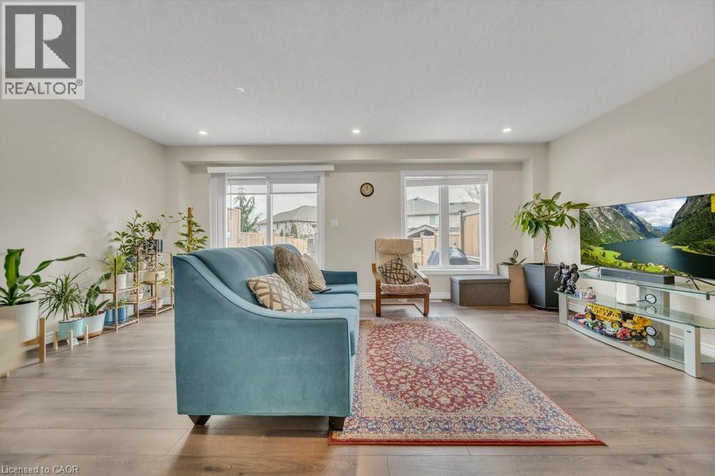 129 Templewood Drive, Kitchener, Ontario N2R 1Y4 - Photo 6 - 40791157