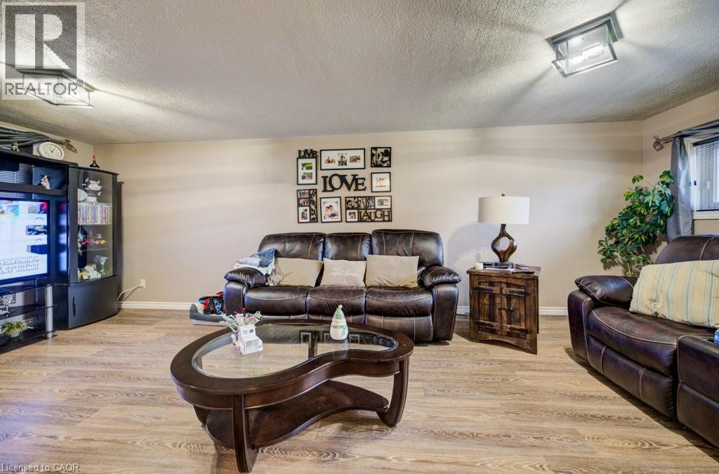 131 Thunderbird Drive, Cambridge, Ontario  N1R 6H2 - Photo 28 - 40790138