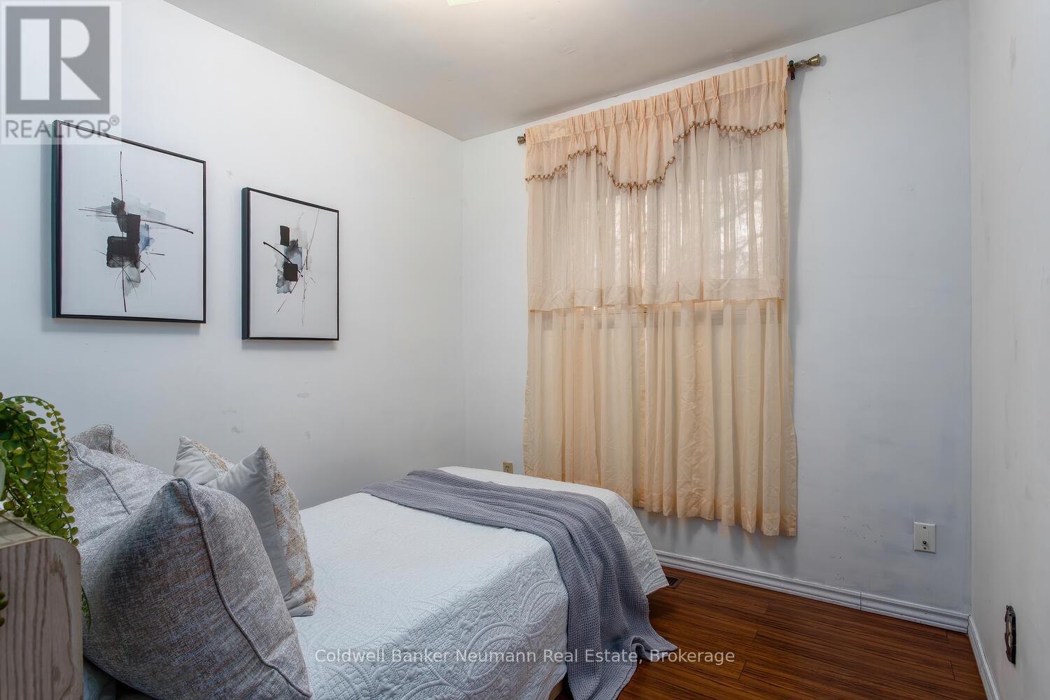 169 Country Club Drive, Guelph, Ontario  N1E 3K8 - Photo 19 - X12525236