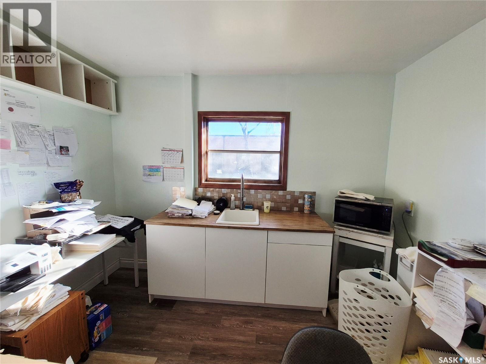 505 Centre Street, Shaunavon, Saskatchewan  S0N 2M0 - Photo 9 - SK024850