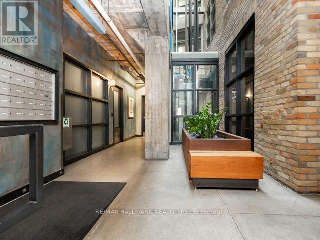 201 - 383 Adelaide Street E, Toronto, Ontario  M5A 1N3 - Photo 2 - C12584868