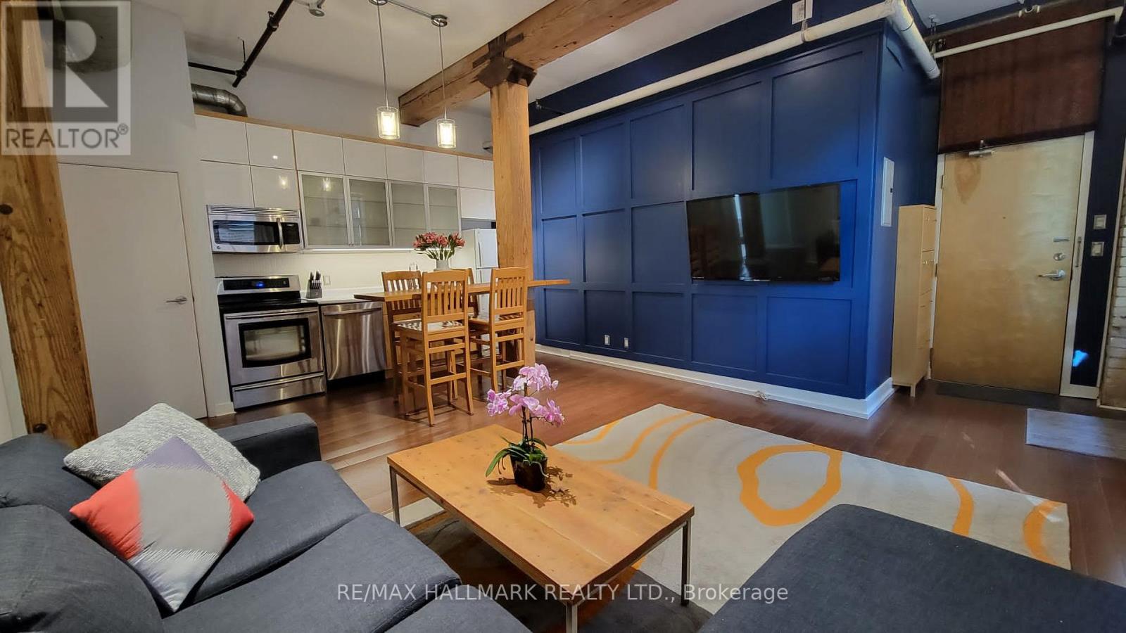 201 - 383 Adelaide Street E, Toronto, Ontario  M5A 1N3 - Photo 3 - C12584868