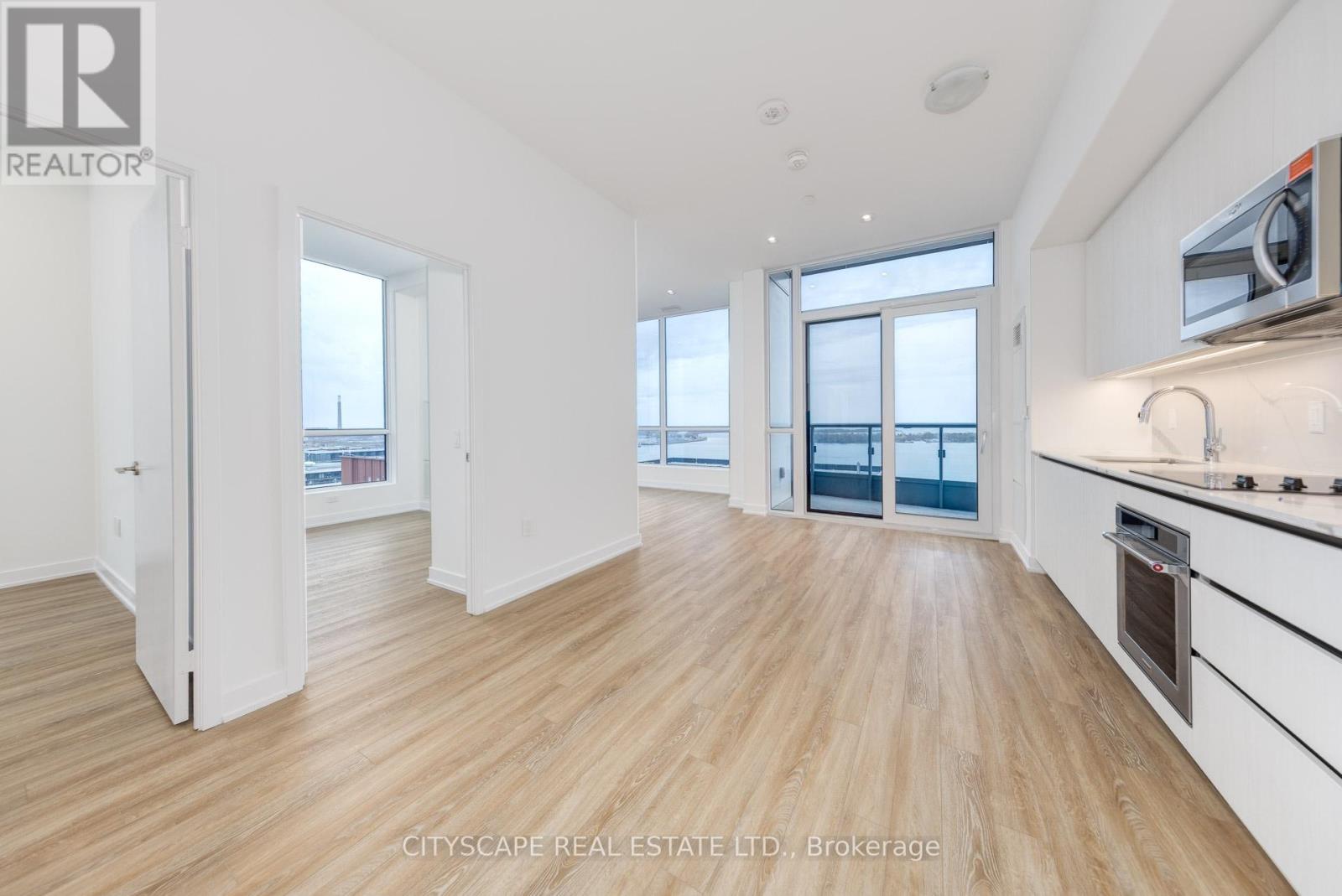 2013 - 15 Richardson Street S, Toronto, Ontario  M5A 0Y5 - Photo 11 - C12584908