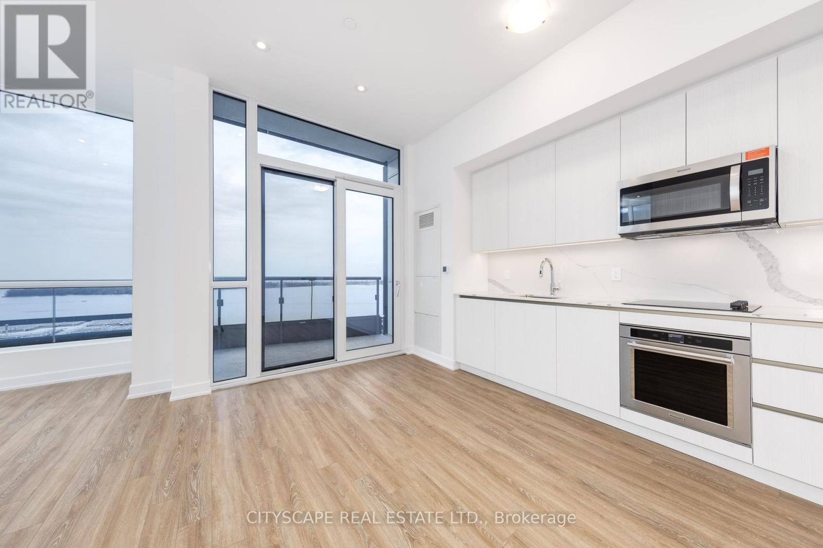 2013 - 15 Richardson Street S, Toronto, Ontario  M5A 0Y5 - Photo 13 - C12584908