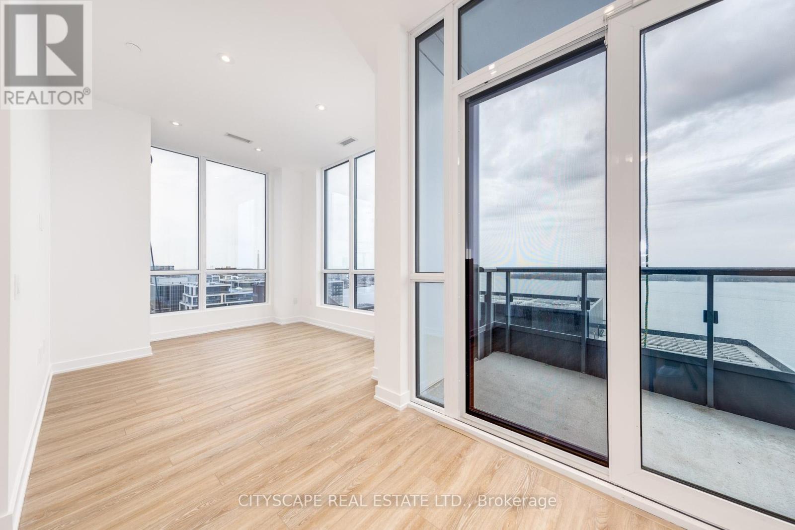 2013 - 15 Richardson Street S, Toronto, Ontario  M5A 0Y5 - Photo 15 - C12584908