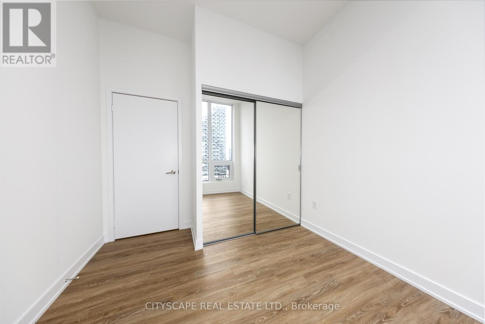 2013 - 15 Richardson Street S, Toronto, Ontario  M5A 0Y5 - Photo 21 - C12584908