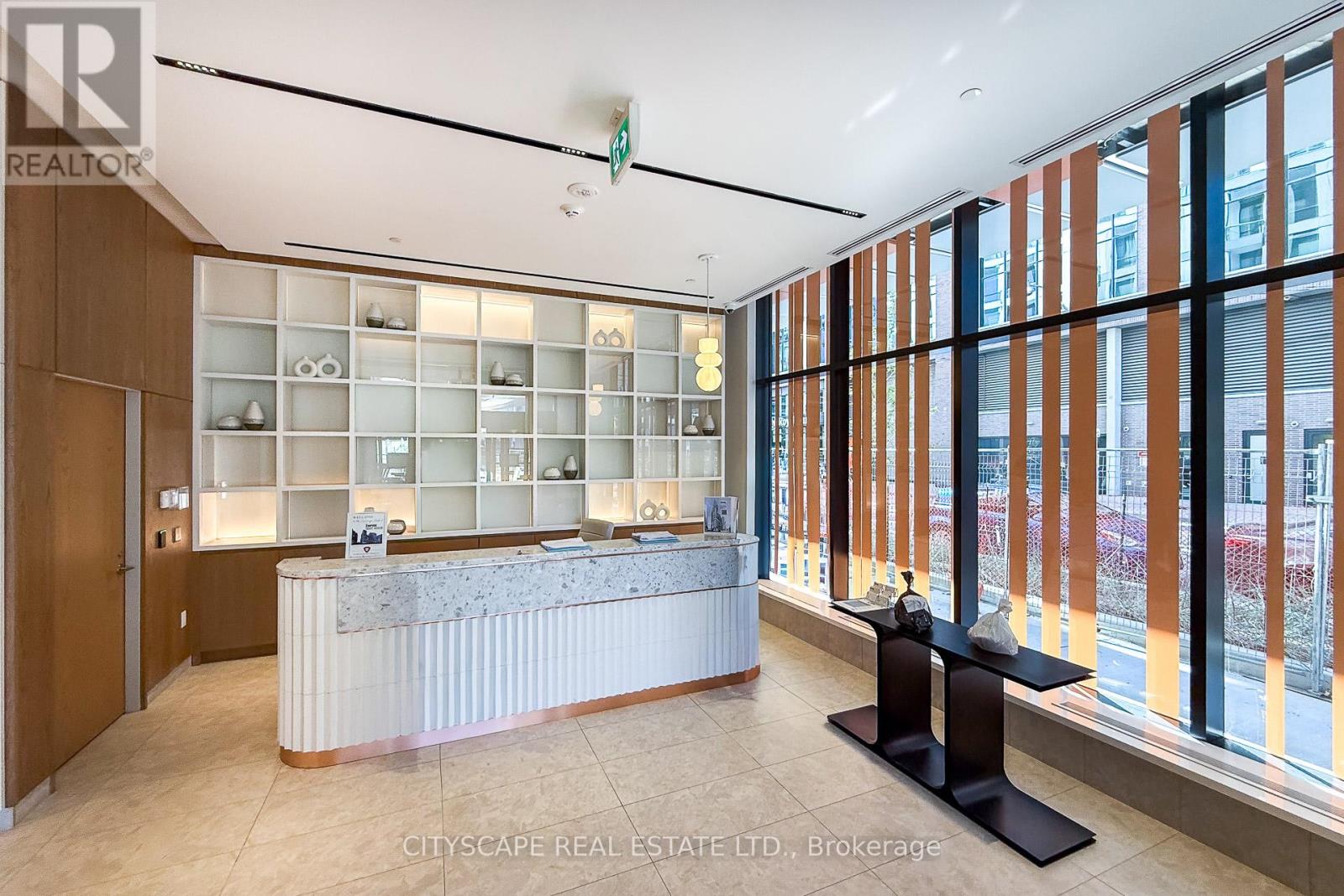 2013 - 15 Richardson Street S, Toronto, Ontario  M5A 0Y5 - Photo 3 - C12584908