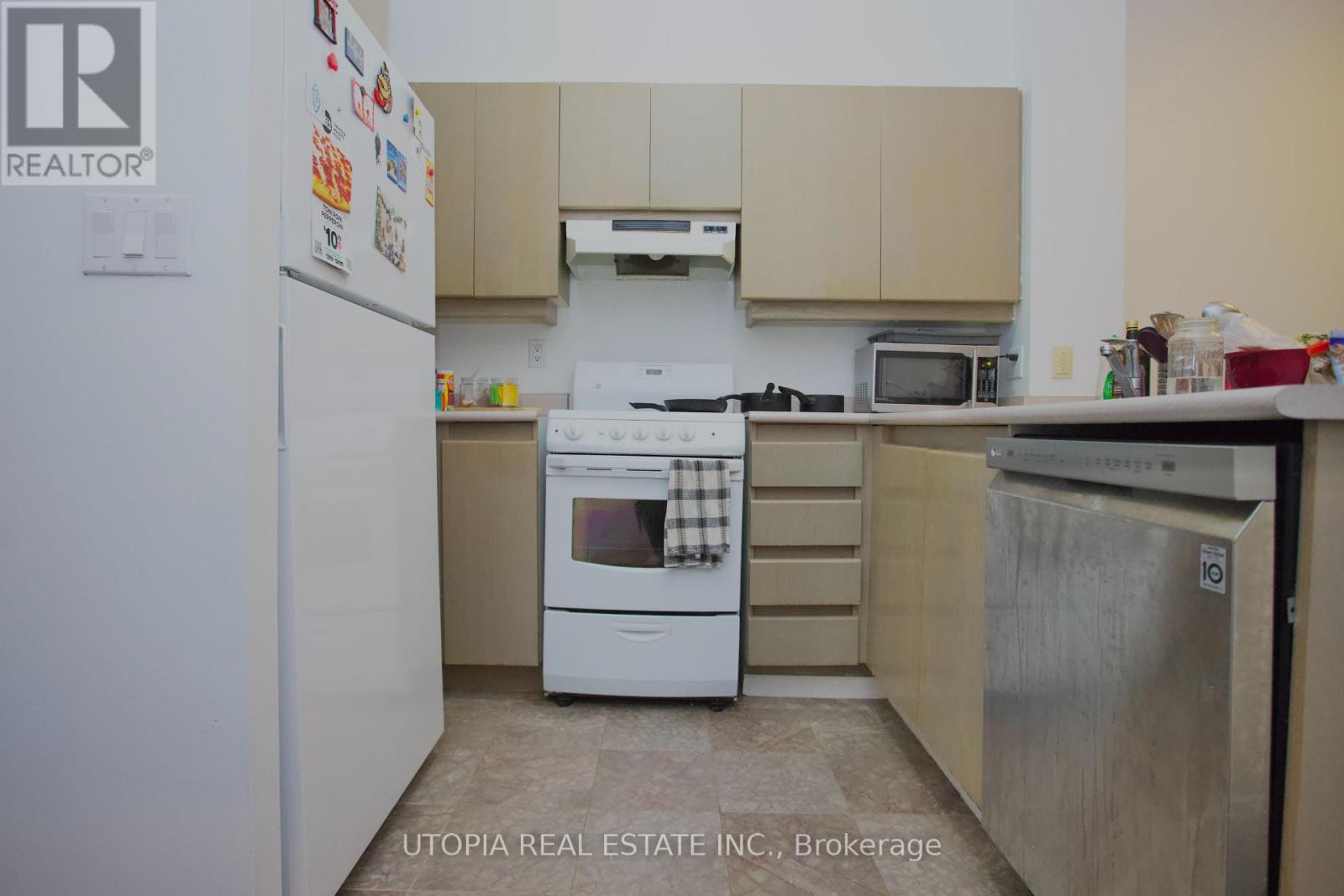 1017 - 7 King Street E, Toronto, Ontario  M5C 1B2 - Photo 12 - C12585022