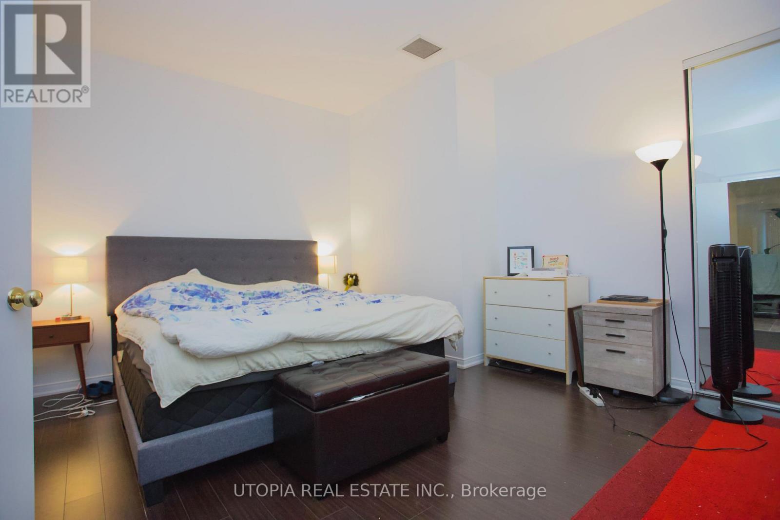 1017 - 7 King Street E, Toronto, Ontario  M5C 1B2 - Photo 17 - C12585022