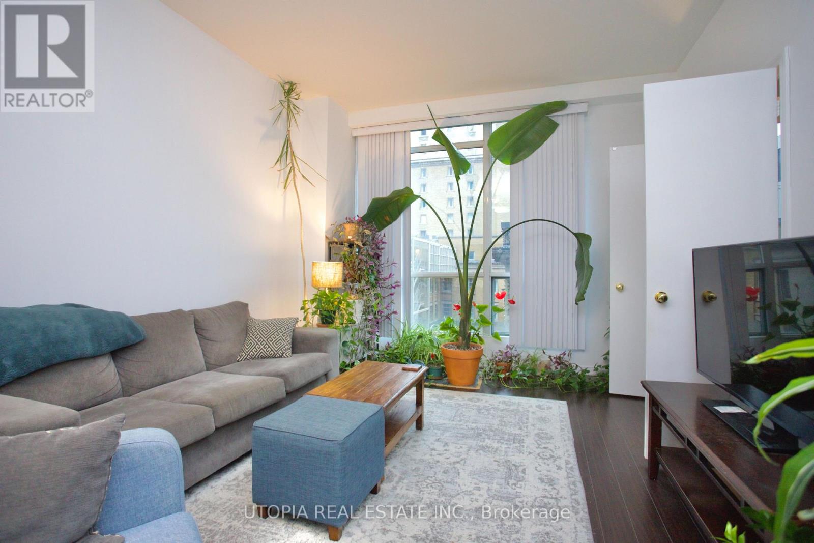 1017 - 7 King Street E, Toronto, Ontario  M5C 1B2 - Photo 6 - C12585022