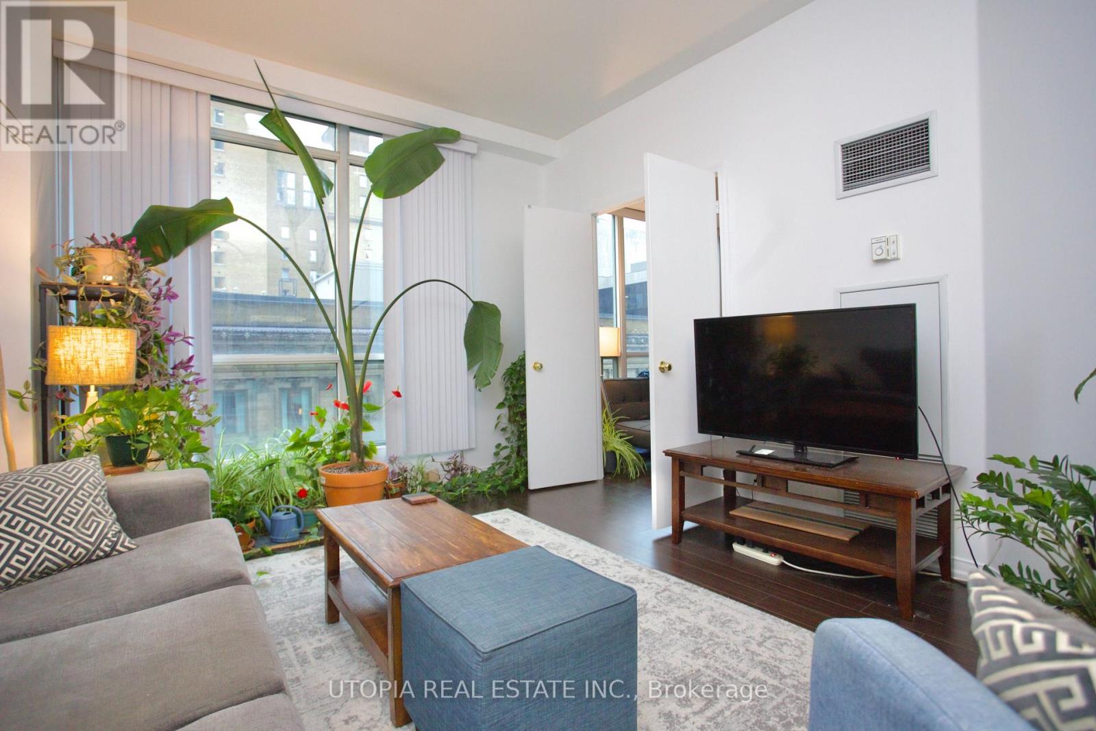 1017 - 7 King Street E, Toronto, Ontario  M5C 1B2 - Photo 7 - C12585022