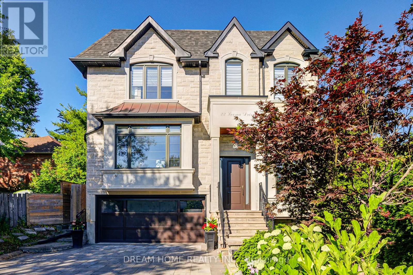 22 Leona Drive, Toronto, Ontario  M2N 4V5 - Photo 1 - C12585036