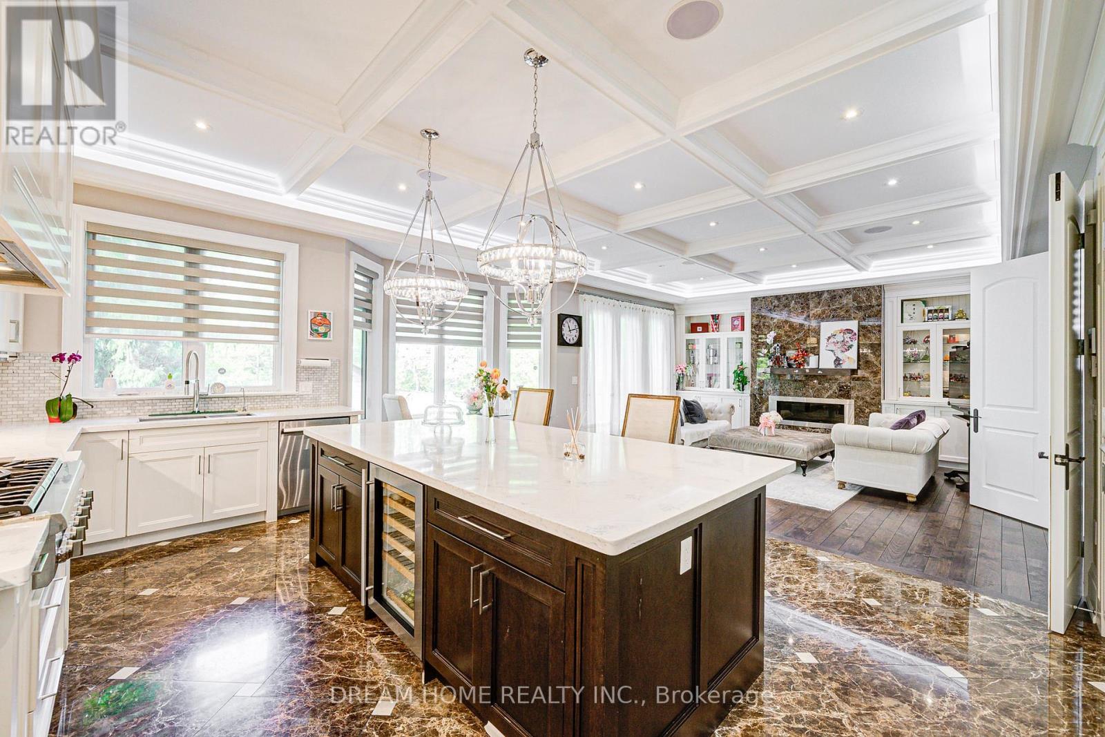 22 Leona Drive, Toronto, Ontario  M2N 4V5 - Photo 10 - C12585036