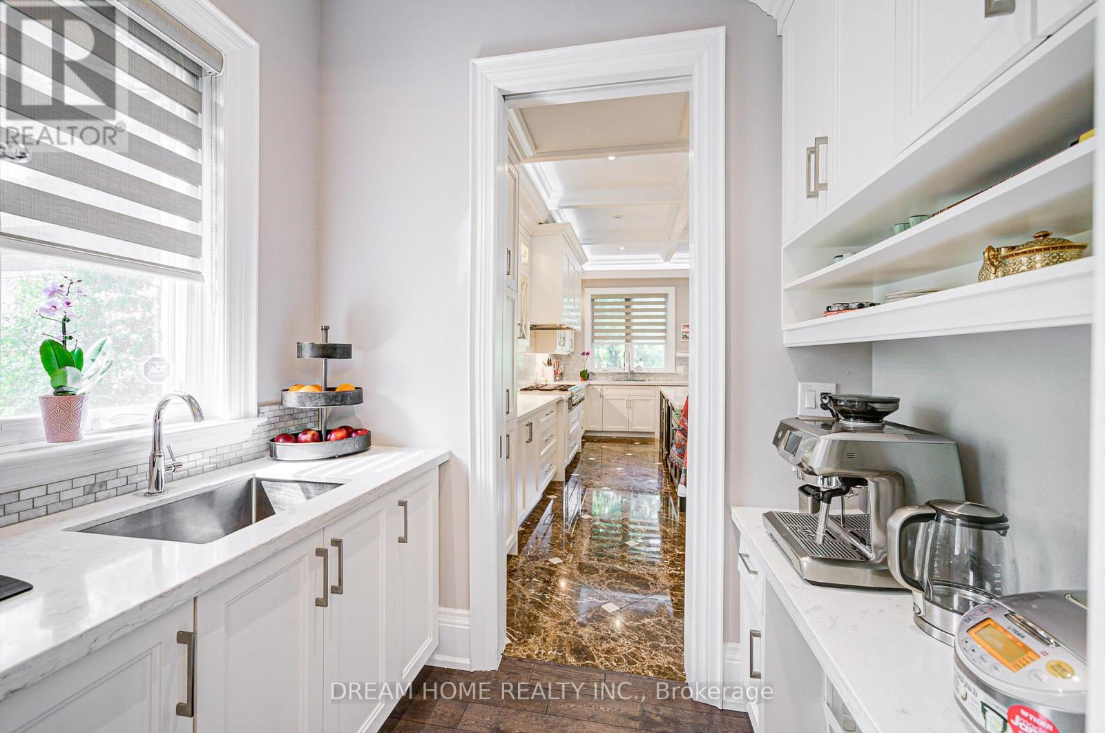 22 Leona Drive, Toronto, Ontario  M2N 4V5 - Photo 12 - C12585036