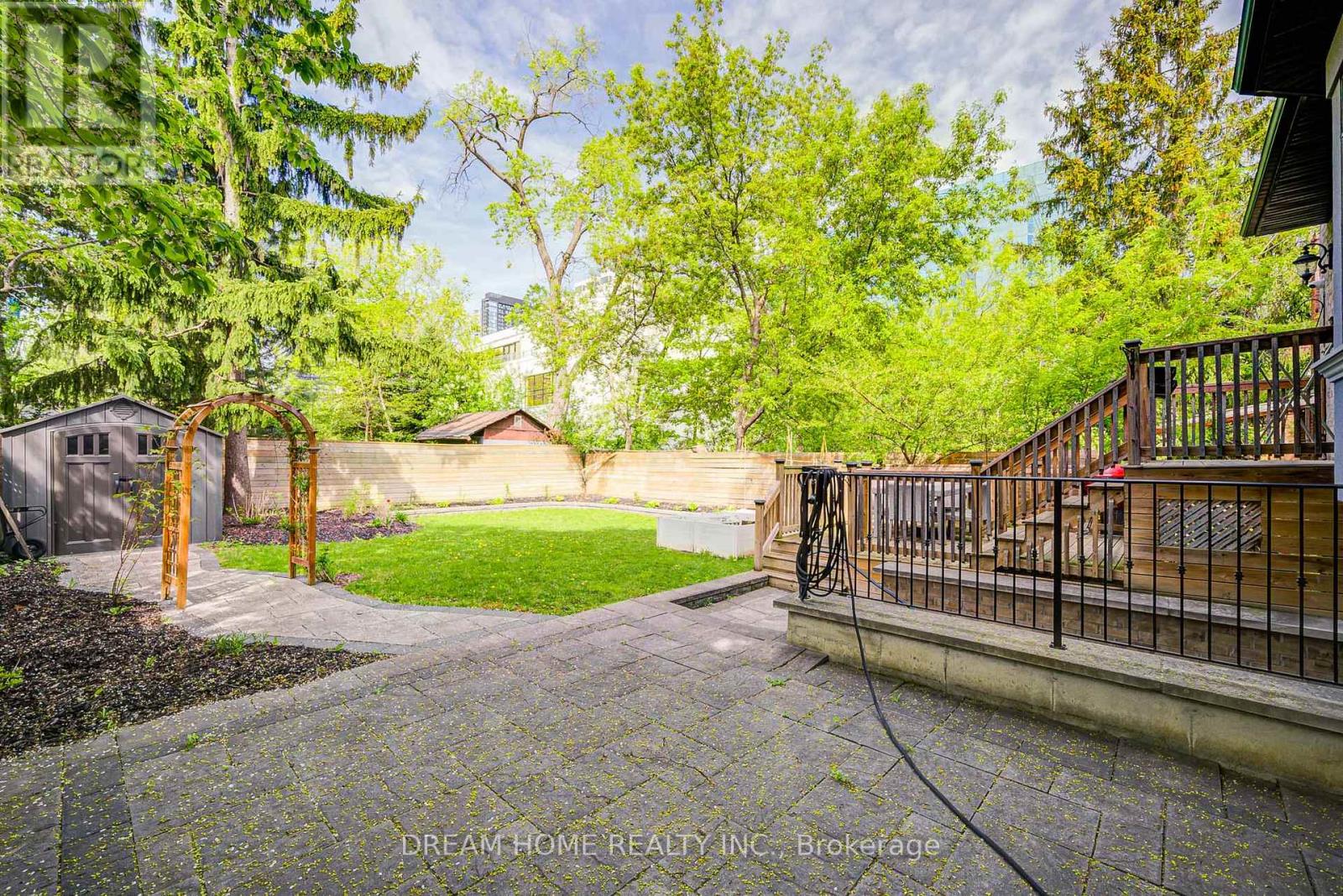 22 Leona Drive, Toronto, Ontario  M2N 4V5 - Photo 36 - C12585036