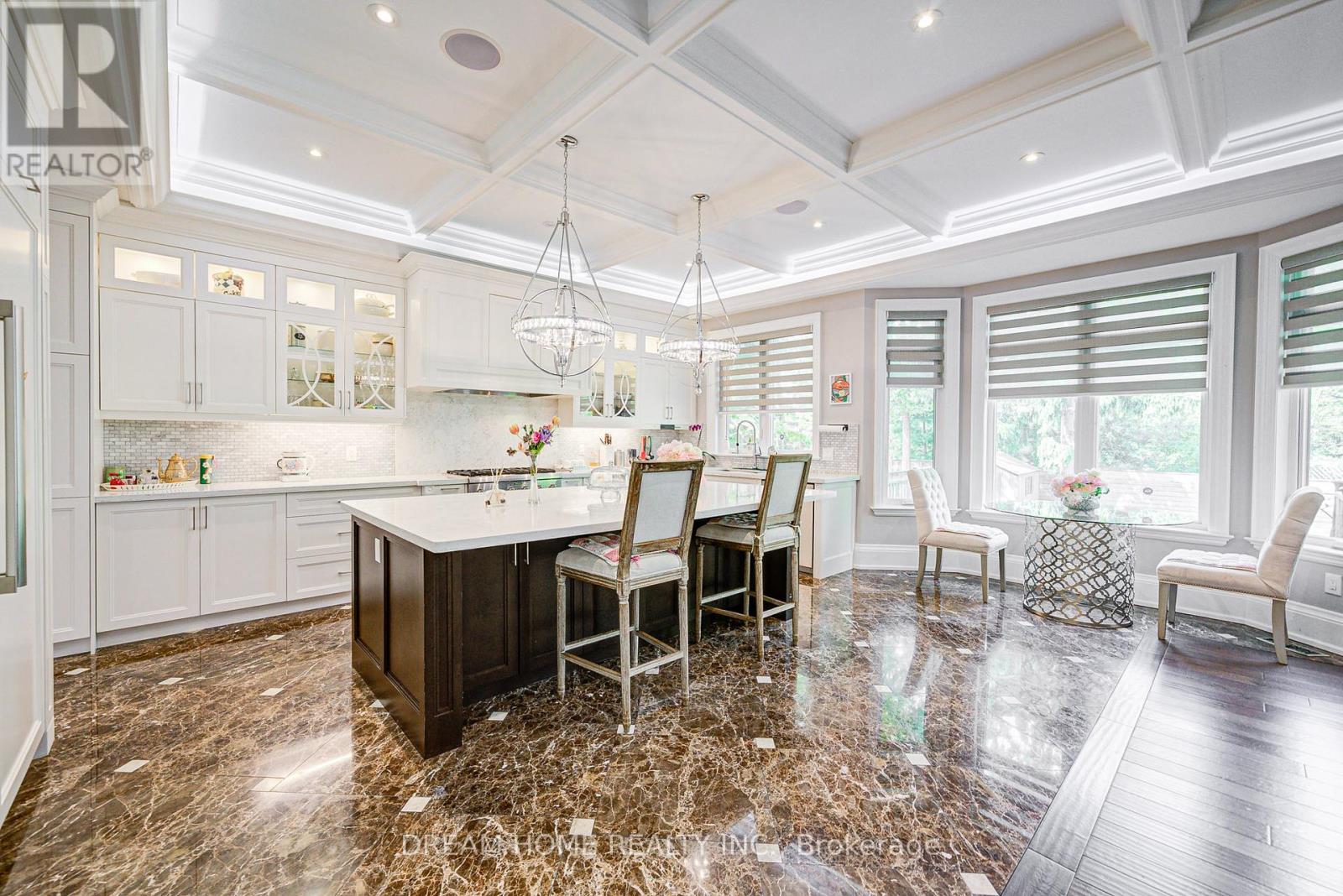 22 Leona Drive, Toronto, Ontario  M2N 4V5 - Photo 8 - C12585036