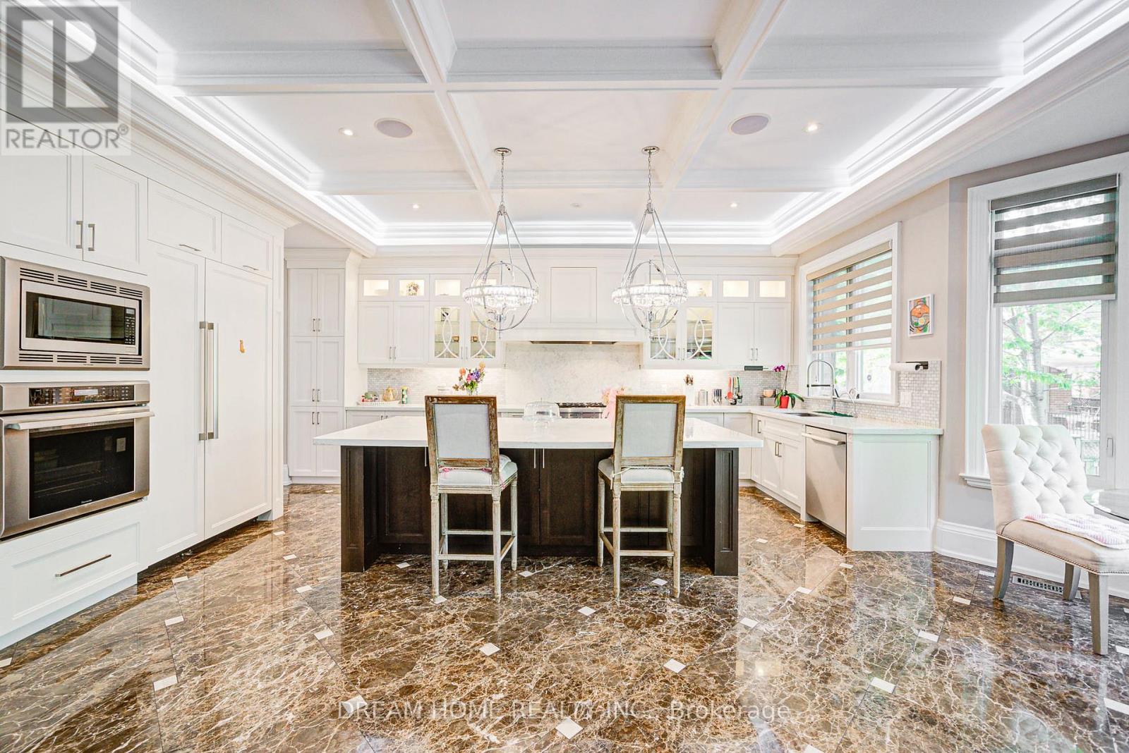 22 Leona Drive, Toronto, Ontario  M2N 4V5 - Photo 9 - C12585036