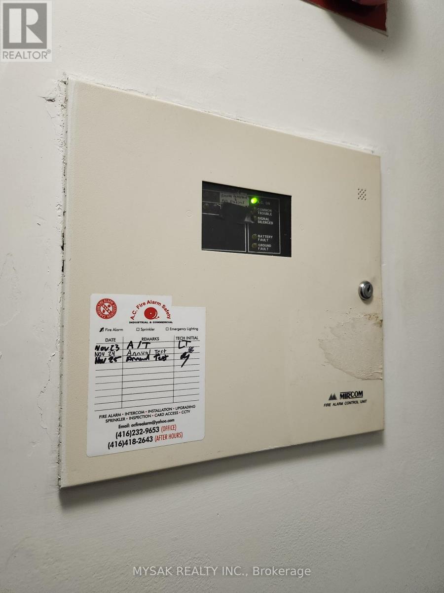 50-52 Dundonald Street, Toronto, Ontario  M4Y 1K2 - Photo 17 - C12576444