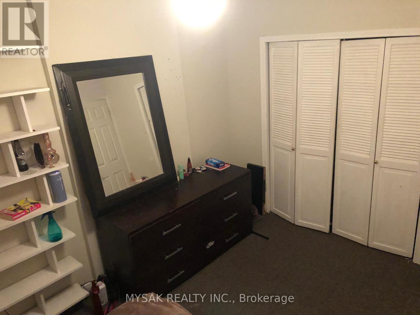 50-52 Dundonald Street, Toronto, Ontario  M4Y 1K2 - Photo 6 - C12576444