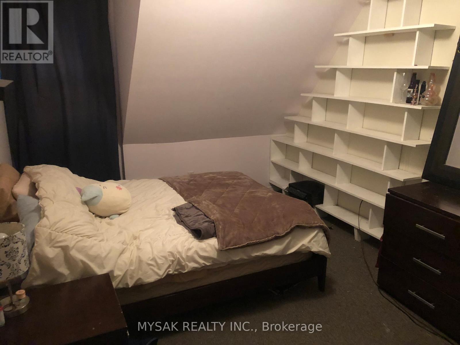 50 Dundonald Street, Toronto, Ontario  M4Y 1K2 - Photo 9 - C12576448