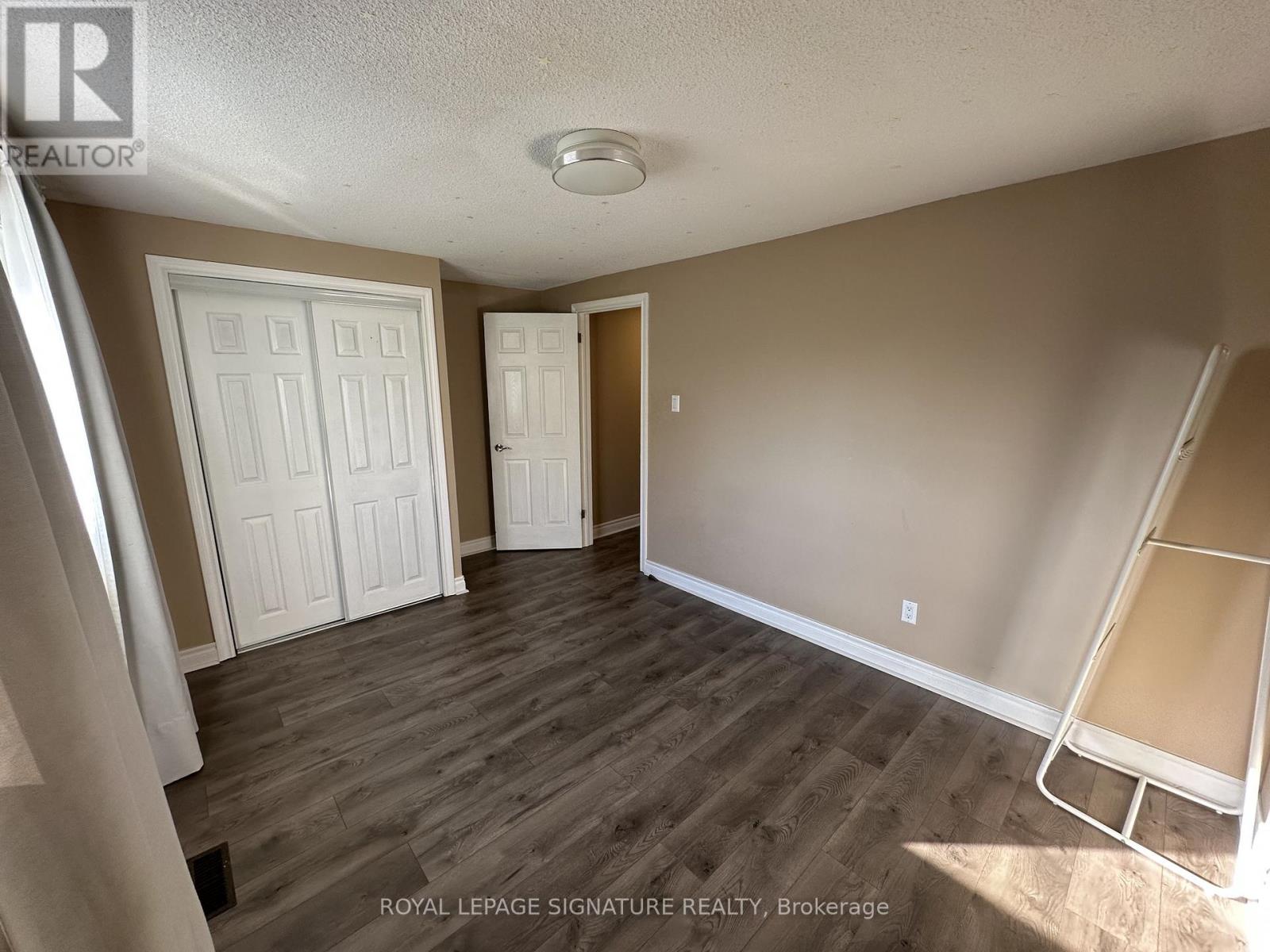 Main - 4273 Pheasant Run, Mississauga, Ontario  L5L 2B8 - Photo 17 - W12463143