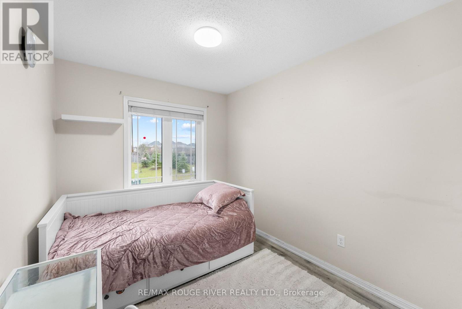 37 Dykstra Lane, Clarington, Ontario  L1C 0K8 - Photo 16 - E12585014