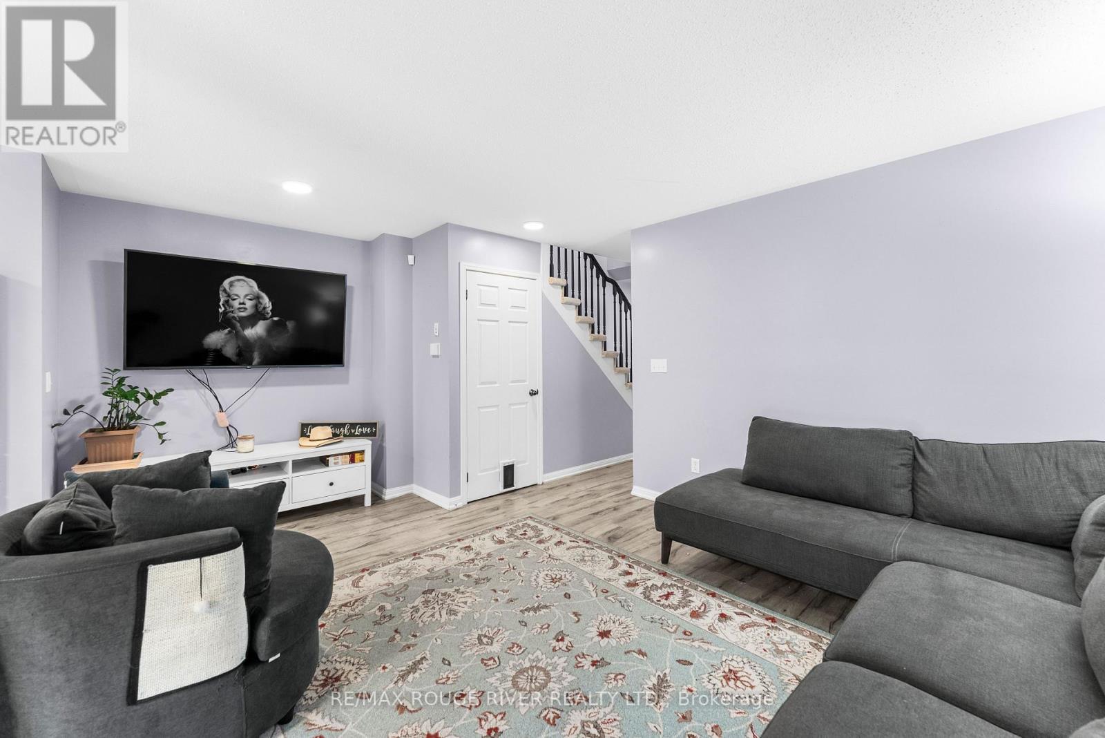 37 Dykstra Lane, Clarington, Ontario  L1C 0K8 - Photo 3 - E12585014