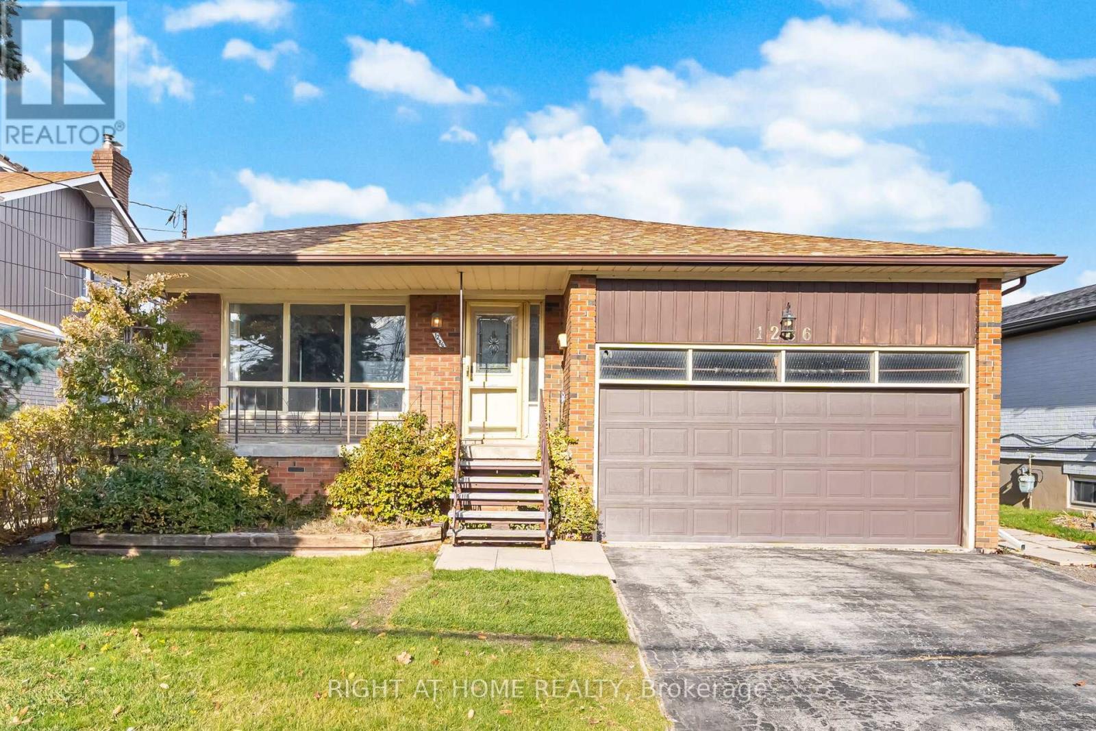 #MAIN - 1286 OLD ORCHARD AVENUE, Pickering, Ontario
