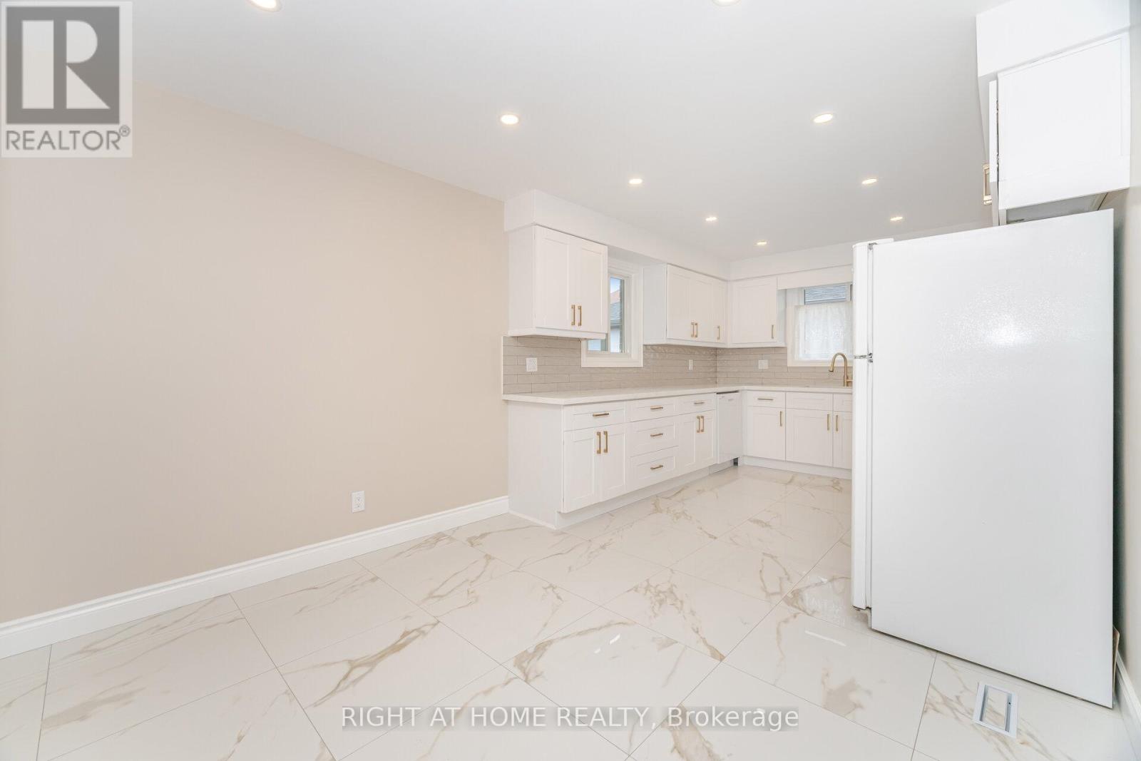 #main - 1286 Old Orchard Avenue, Pickering, Ontario  L1W 1G2 - Photo 6 - E12585028