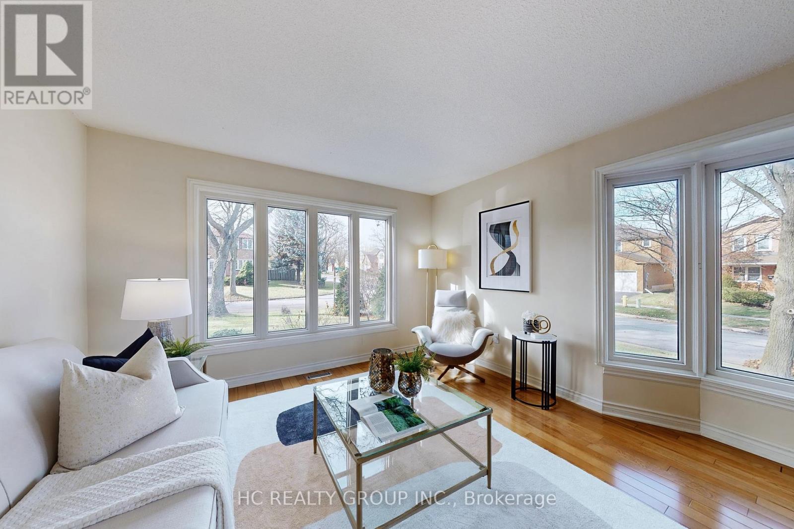 1 Atwood Court, Markham, Ontario  L3T 6T4 - Photo 3 - N12584886