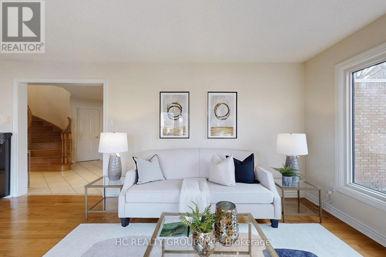 1 Atwood Court, Markham, Ontario  L3T 6T4 - Photo 4 - N12584886