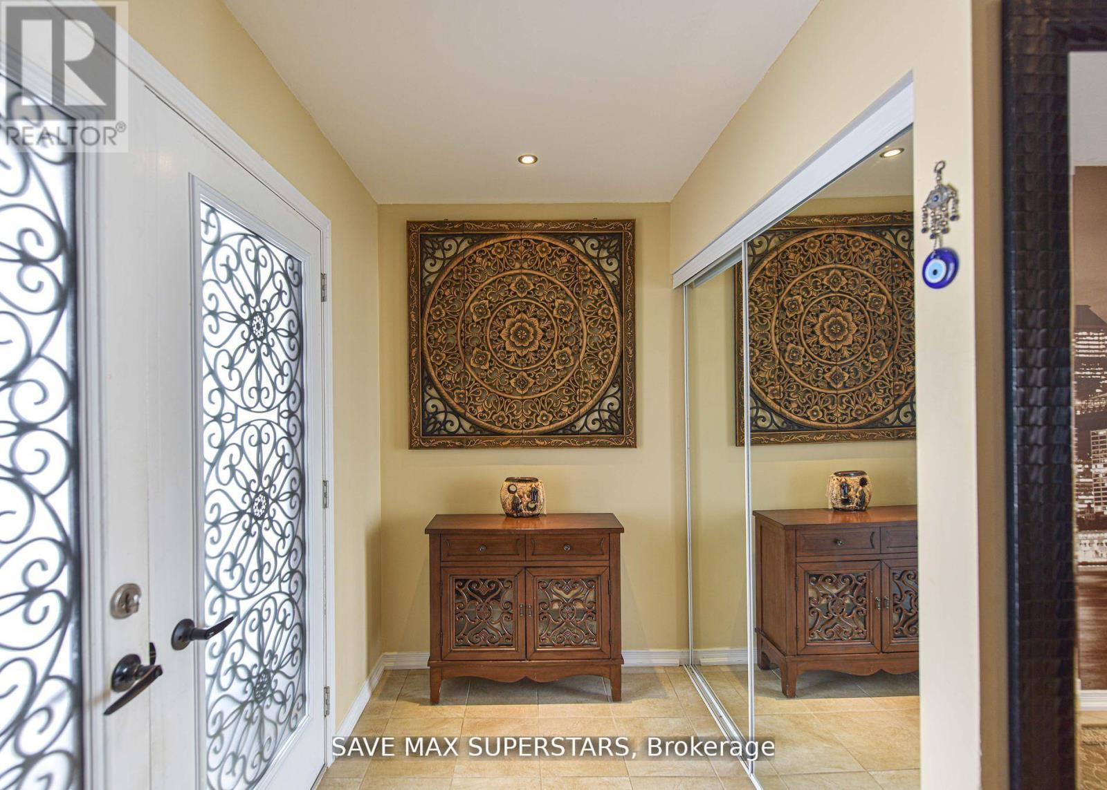 1246 Leslie Drive, Innisfil, Ontario  L9S 0G3 - Photo 6 - N12584980