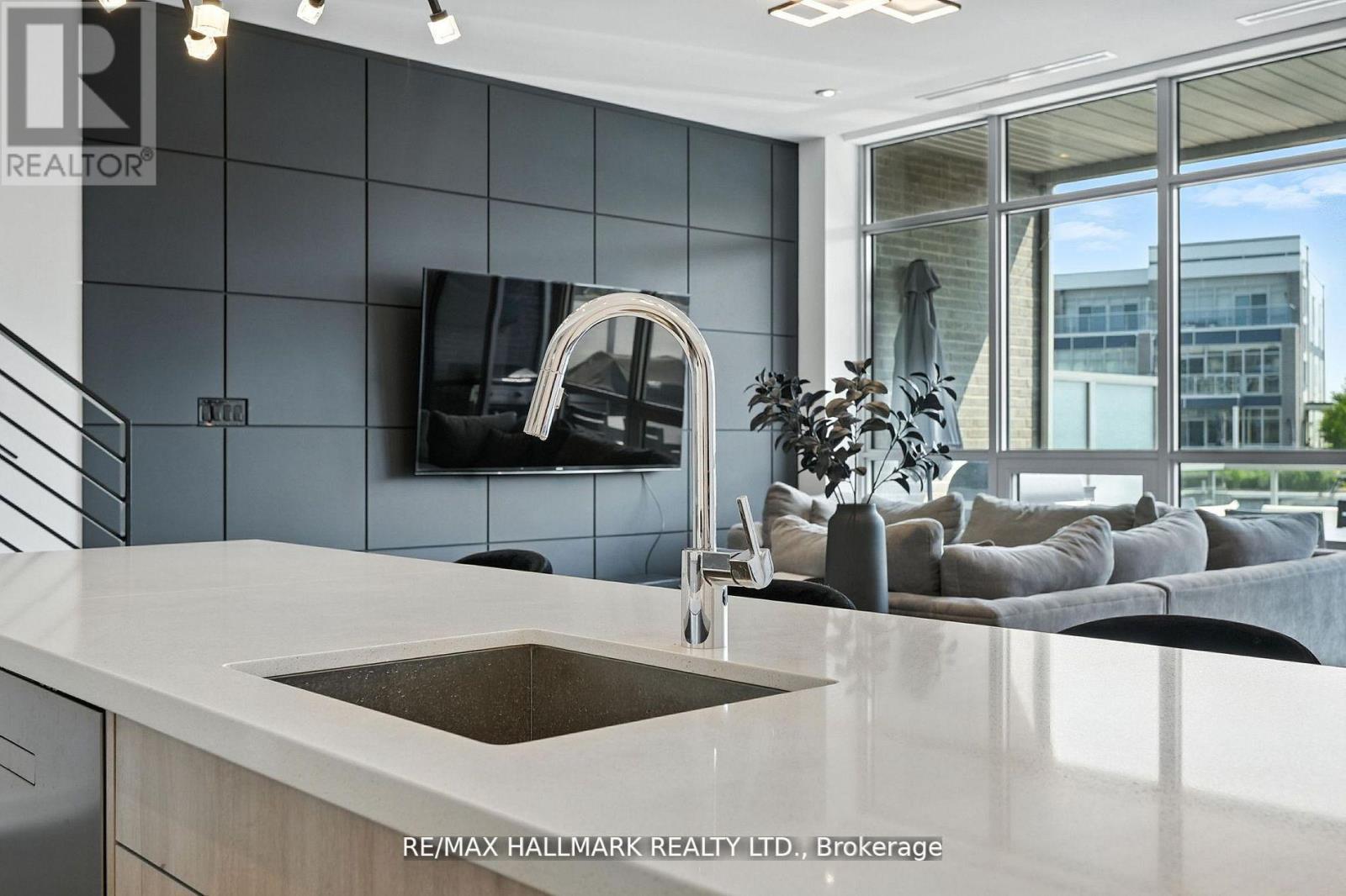 3658 Ferretti Court E, Innisfil, Ontario  L9S 0N6 - Photo 11 - N12585002