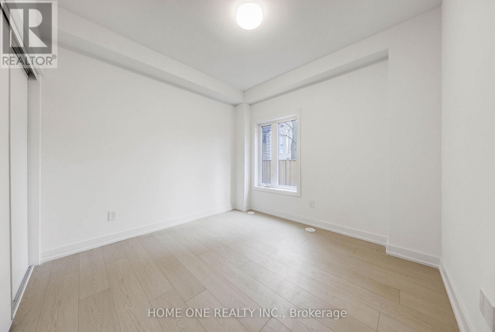 11 Carl Hill Lane, Richmond Hill, Ontario  L4C 5W8 - Photo 30 - N12585008