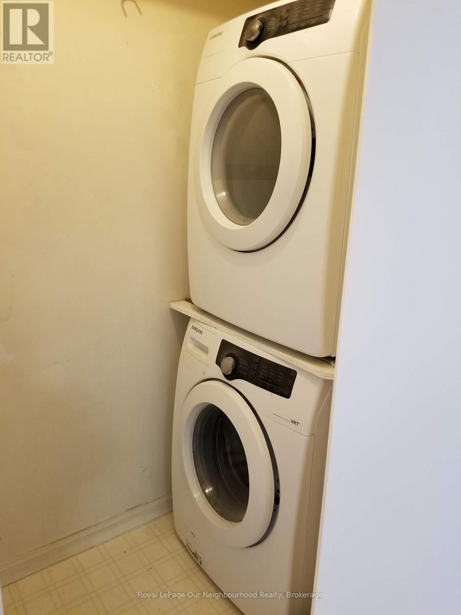 301 - 1 Hickory Tree Road, Toronto (Weston), Ontario  M9N 3W4 - Photo 19 - W12585102