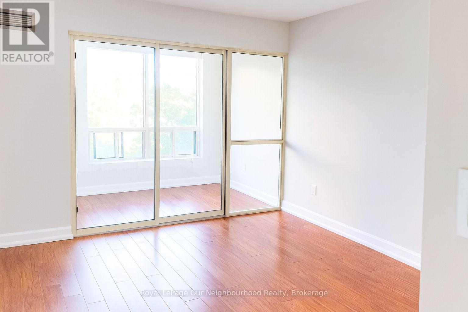 301 - 1 Hickory Tree Road, Toronto (Weston), Ontario  M9N 3W4 - Photo 7 - W12585102