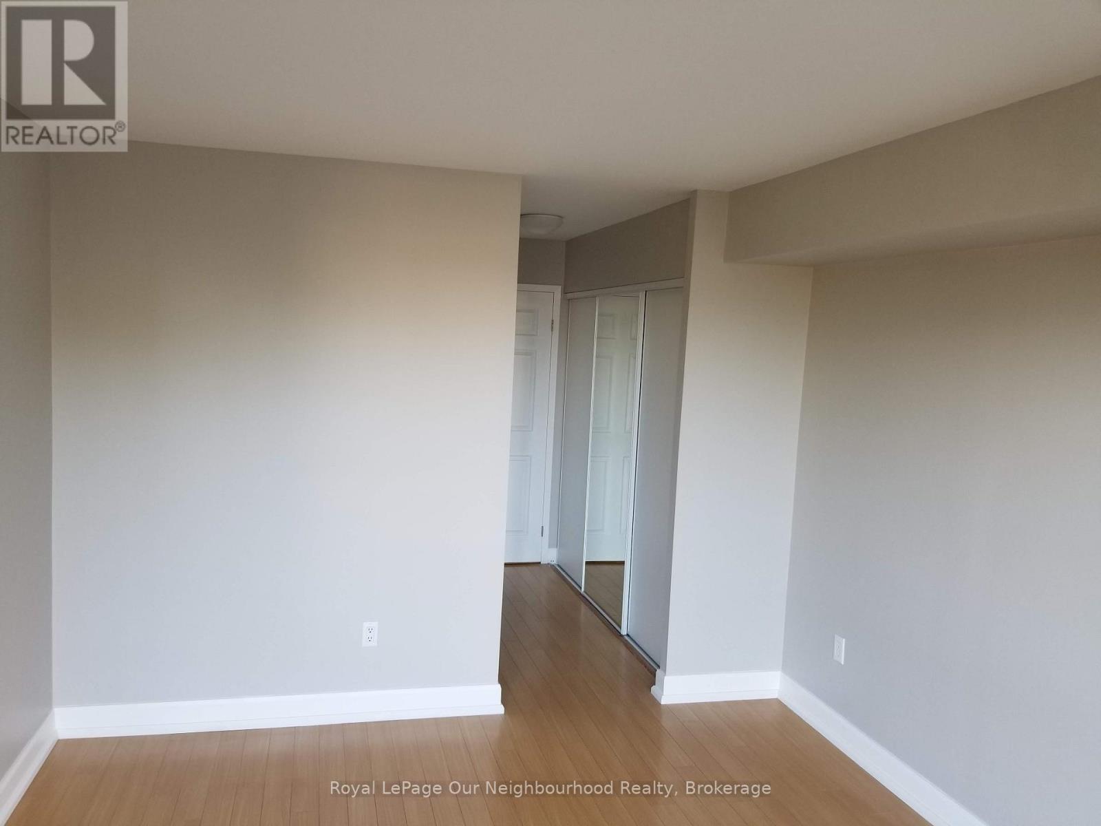 301 - 1 Hickory Tree Road, Toronto (Weston), Ontario  M9N 3W4 - Photo 9 - W12585102