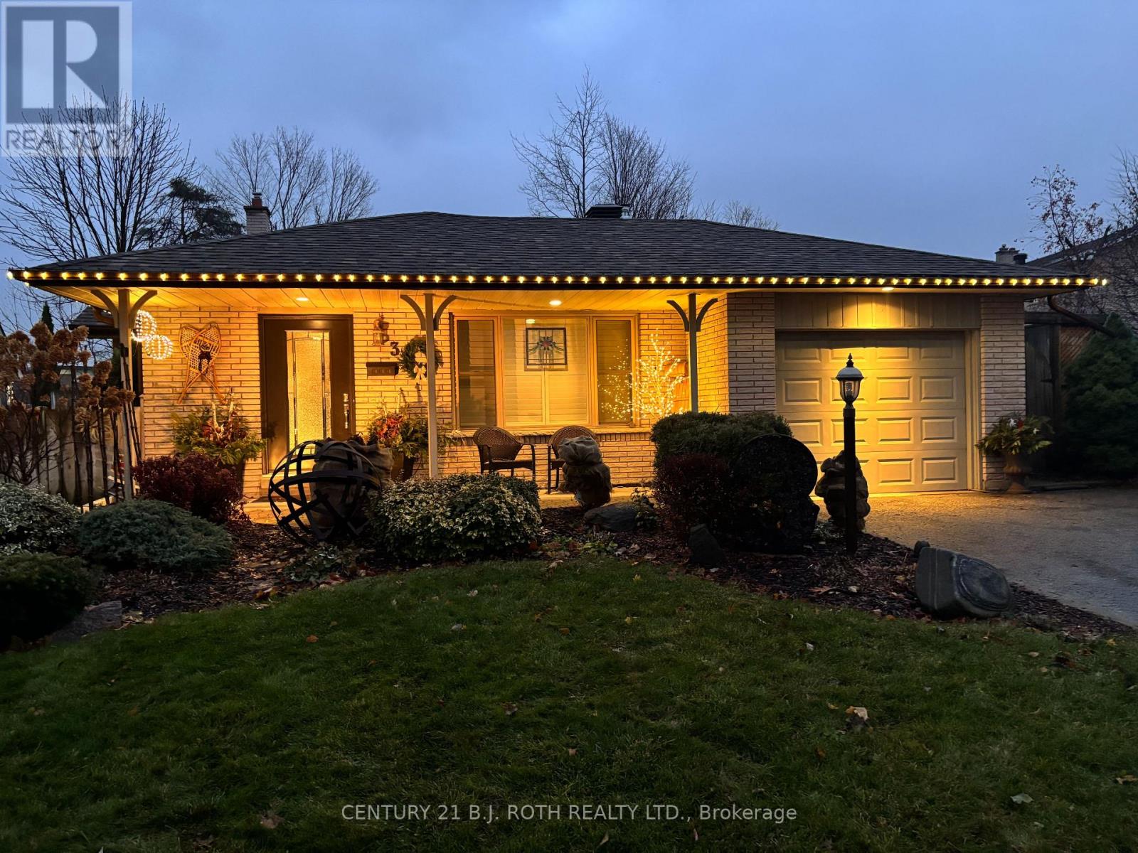 3 Marwendy Drive, Barrie, Ontario  L4M 4E6 - Photo 1 - S12584872