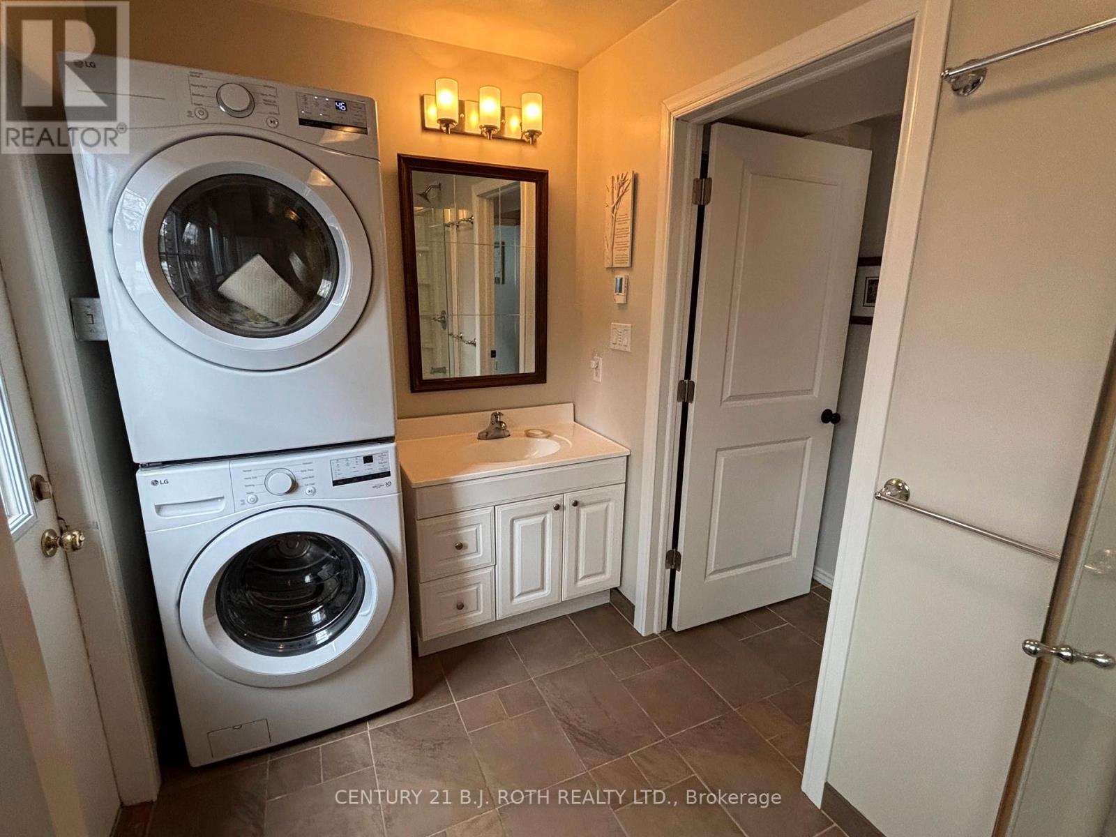 3 Marwendy Drive, Barrie, Ontario  L4M 4E6 - Photo 18 - S12584872