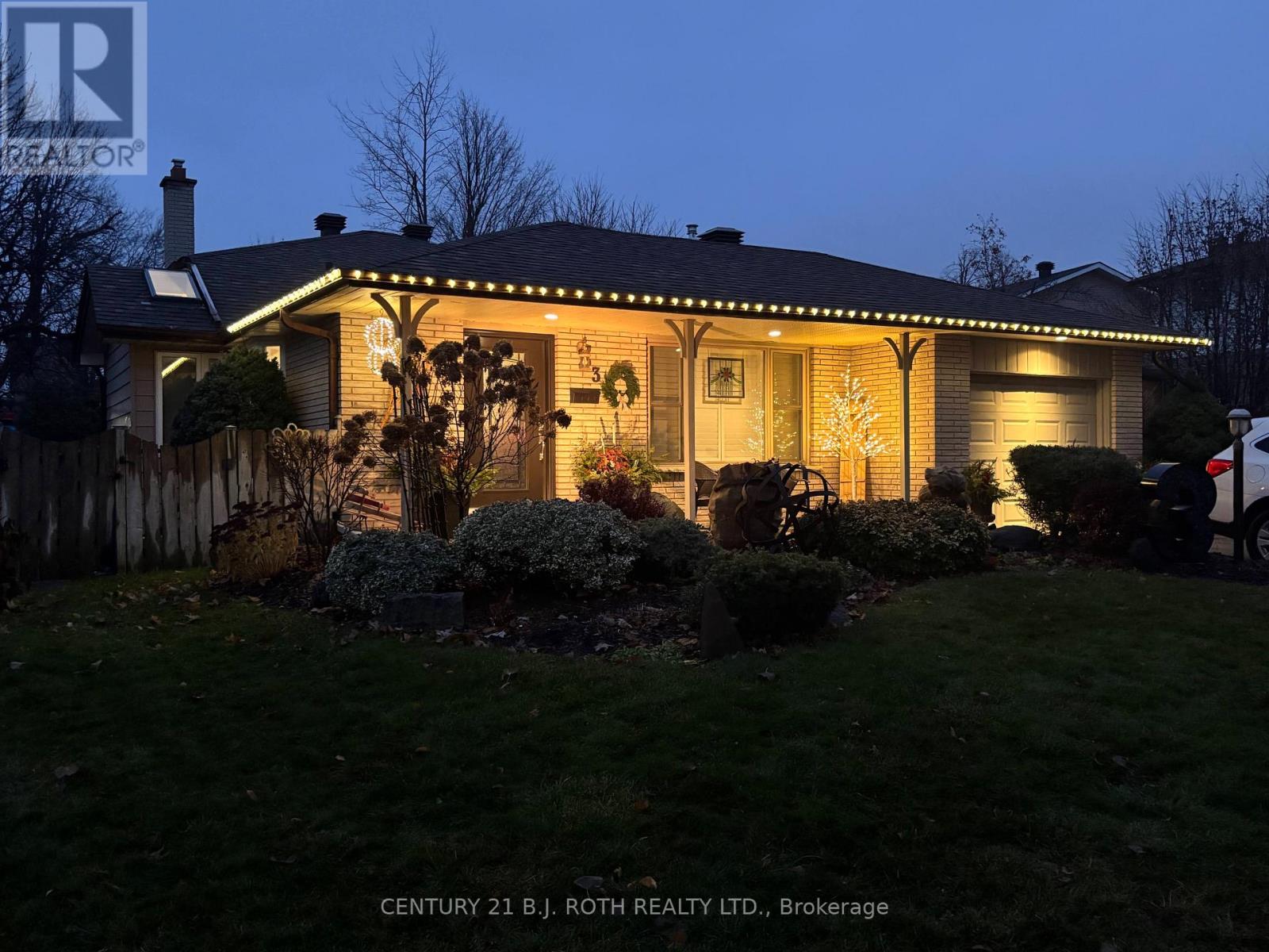 3 Marwendy Drive, Barrie, Ontario  L4M 4E6 - Photo 2 - S12584872