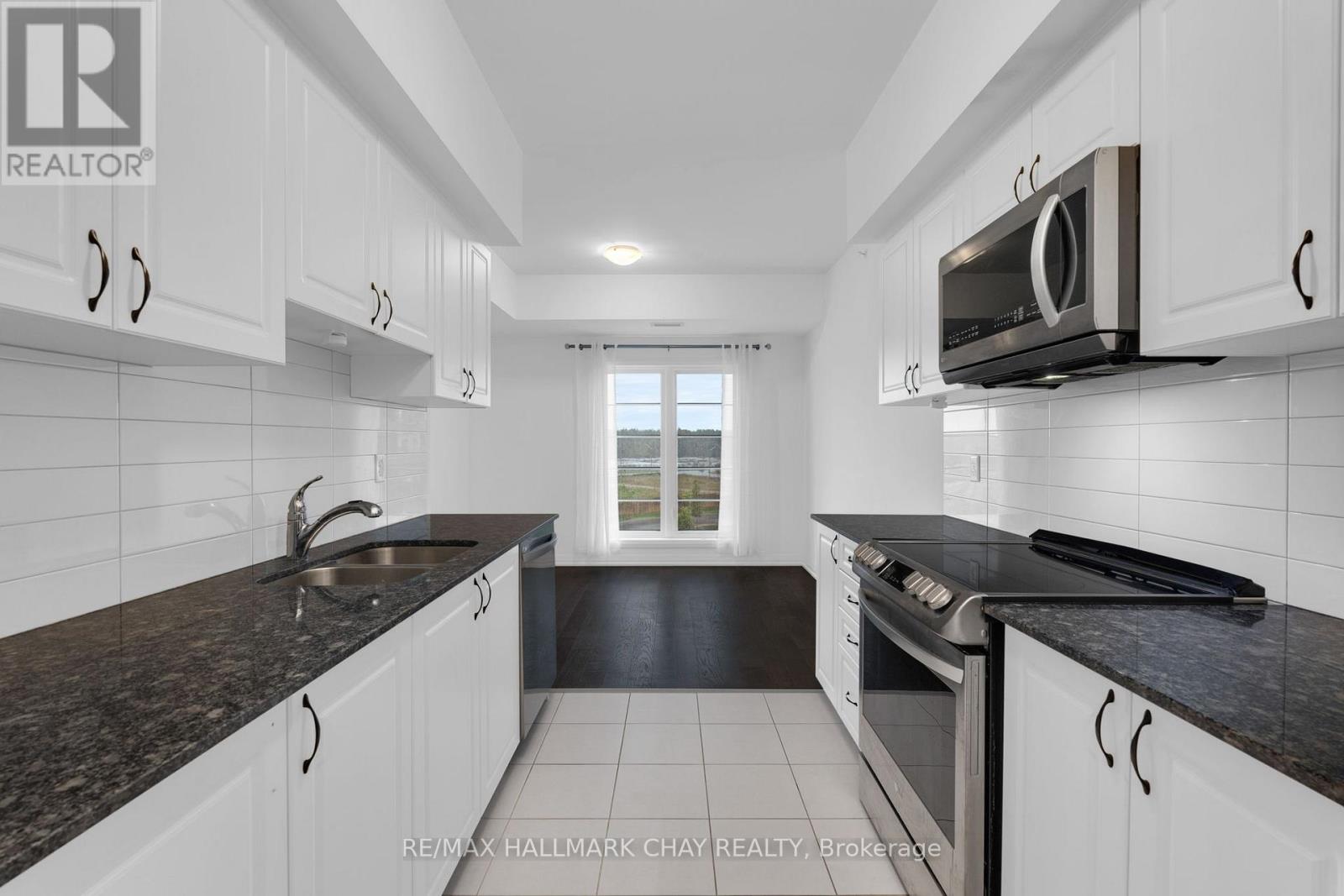 301 - 54 Koda Street, Barrie, Ontario  L9J 0J6 - Photo 14 - S12584934