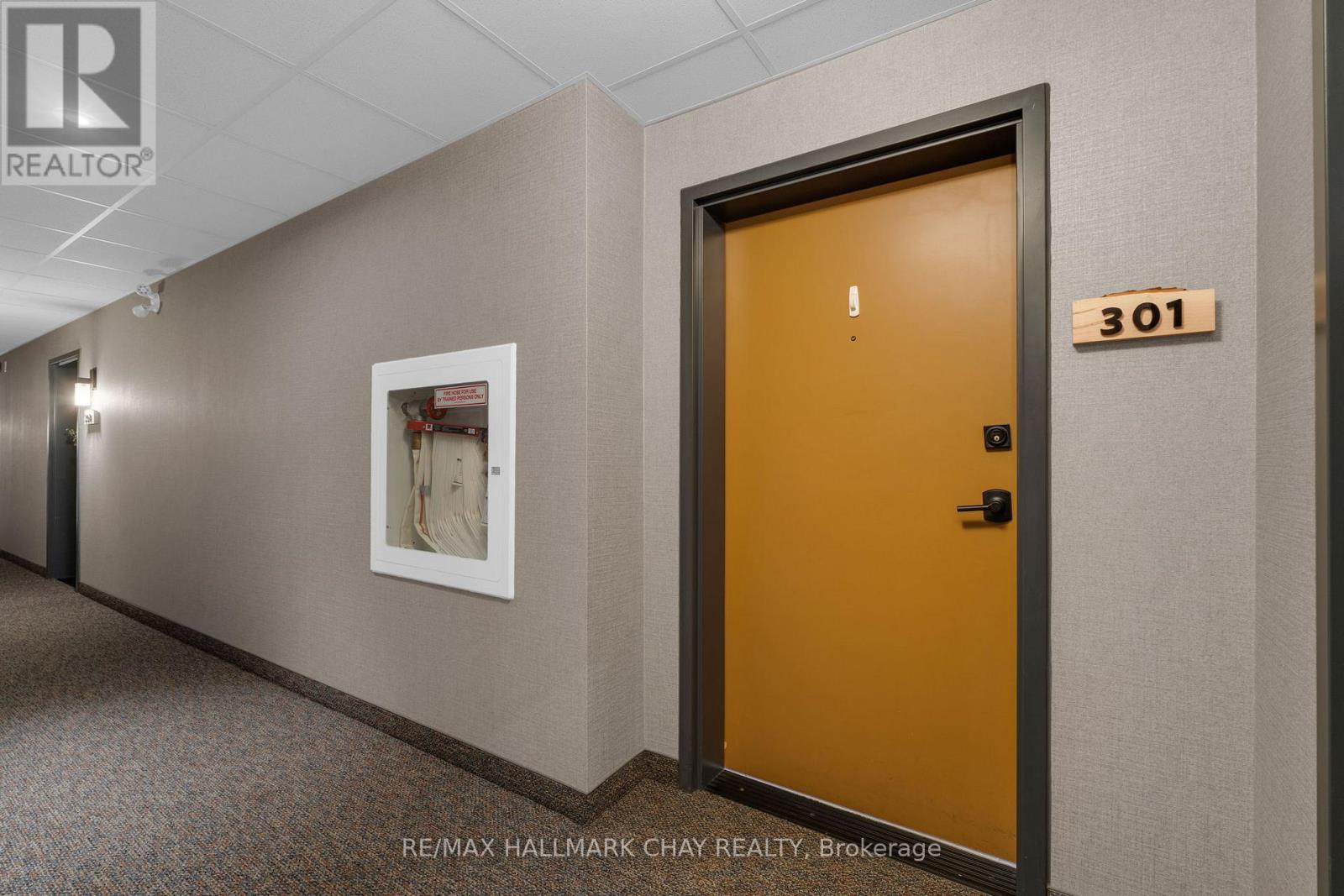 301 - 54 Koda Street, Barrie, Ontario  L9J 0J6 - Photo 4 - S12584934