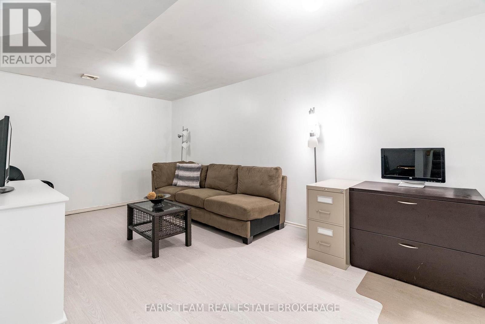 371 Millard Street, Orillia, Ontario  L3V 4H5 - Photo 21 - S12584940