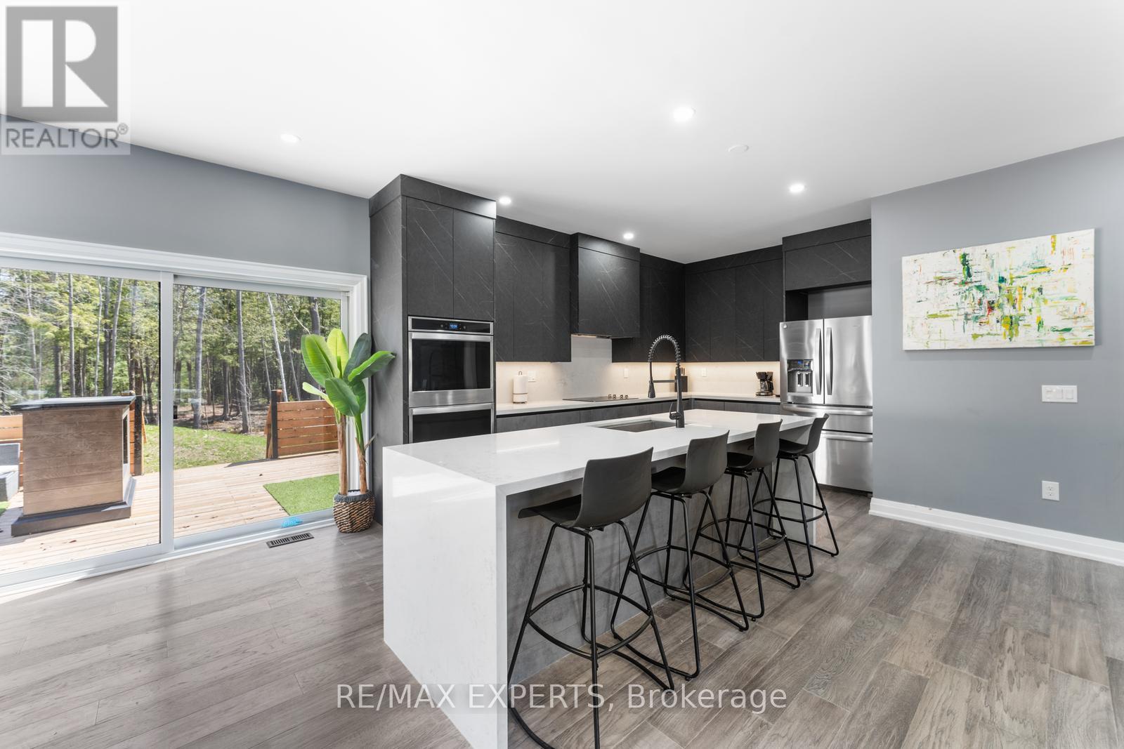 11 Joliet Crescent, Tiny, Ontario  L9M 0G3 - Photo 7 - S12585030