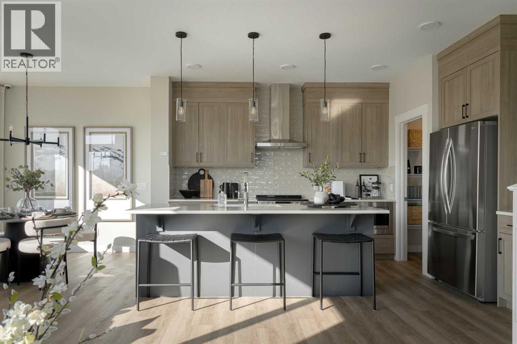 7 Wedderburn Gate, Okotoks, Alberta  T1S 5X2 - Photo 2 - A2227749