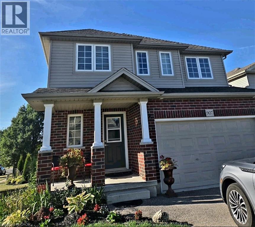 907 Frontenac Crescent, Woodstock, Ontario  N4V 0A6 - Photo 3 - 40788990