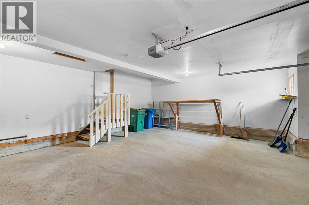 201 Signature Way Sw, Calgary, Alberta  T3H 2Y2 - Photo 44 - A2268510