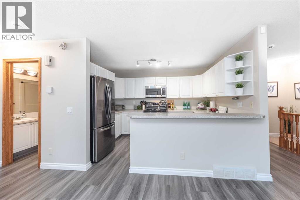 136 Mt Aberdeen Manor Se, Calgary, Alberta  T2Z 3N8 - Photo 6 - A2271369