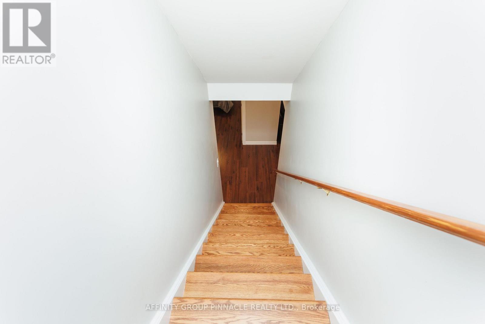 8 Horton Place, Kawartha Lakes, Ontario  K9V 0C2 - Photo 33 - X12585116