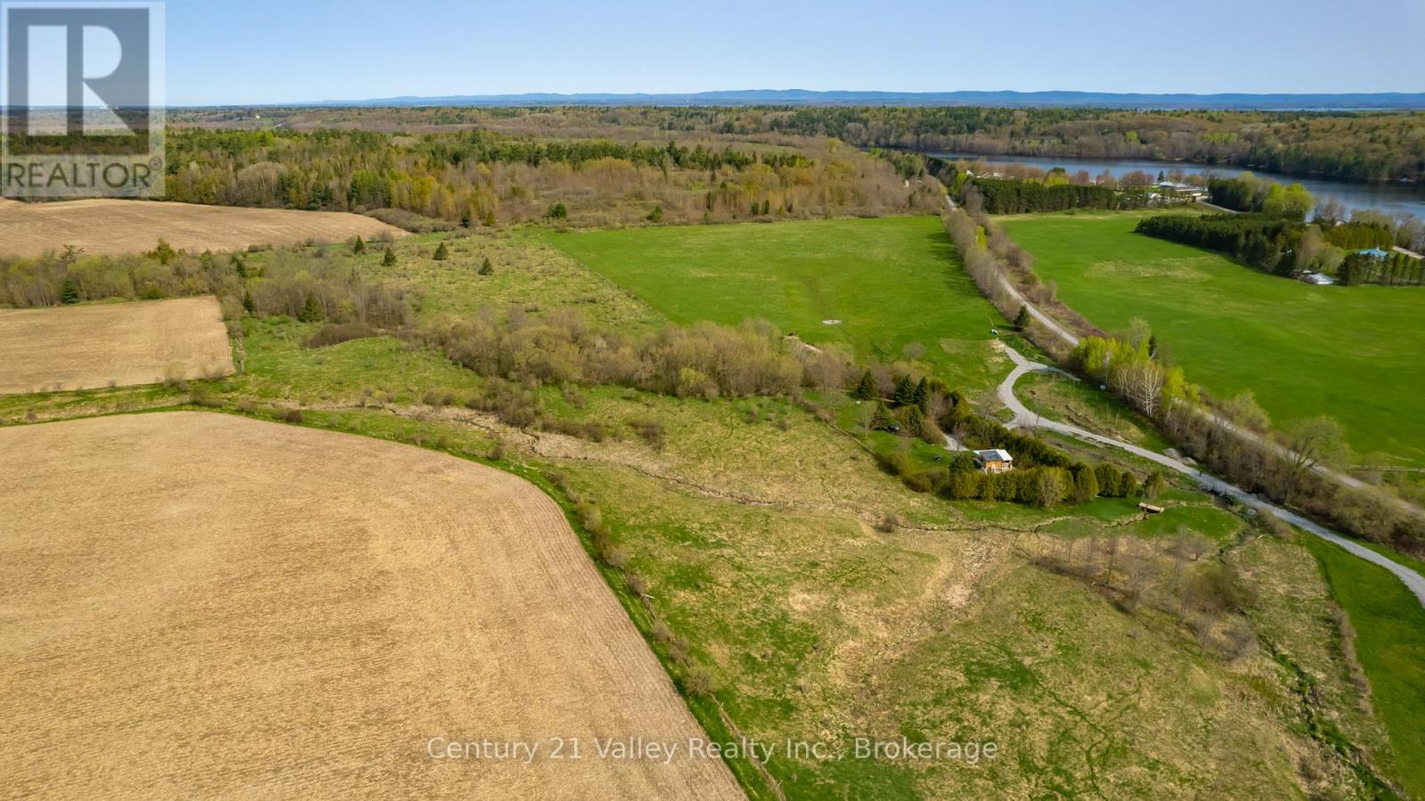 154 Cornerview Road, Whitewater Region, Ontario  K0J 1K0 - Photo 10 - X12585060